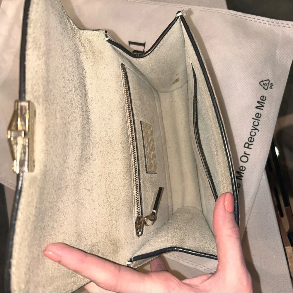 Valentino Garavani Rockstud Cream Bag - Picture 9 of 10